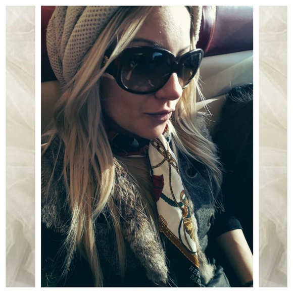 ๐ Welcome to my closet!โ๐๐ - Picture 8 of 8